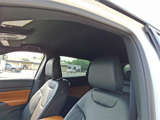 new 2025 Jeep Compass car, priced at $38,248