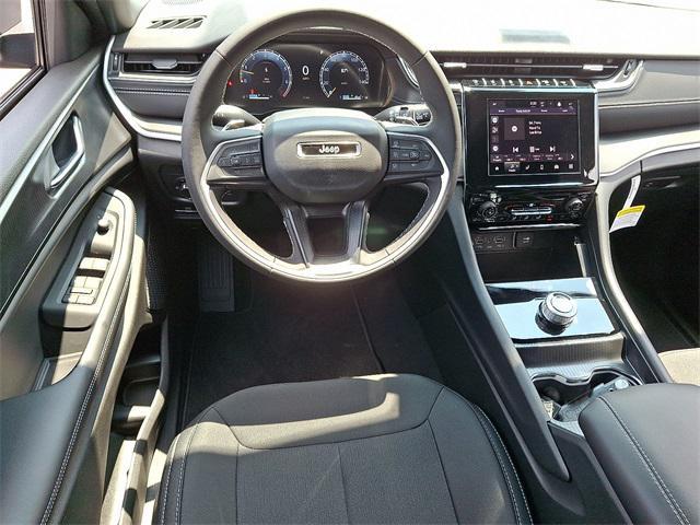 new 2025 Jeep Grand Cherokee car, priced at $38,238
