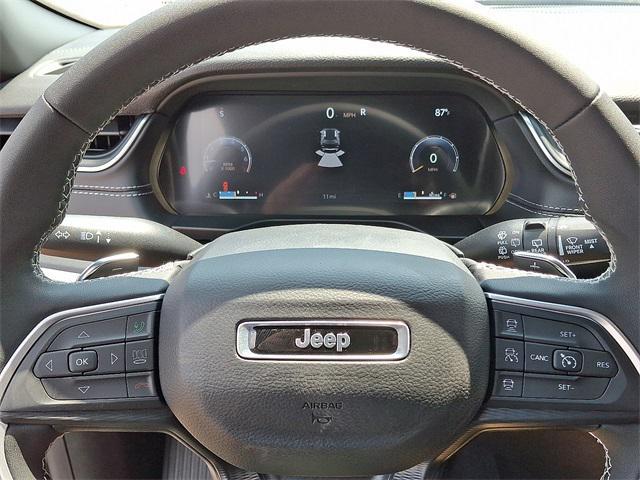 new 2025 Jeep Grand Cherokee car, priced at $38,238