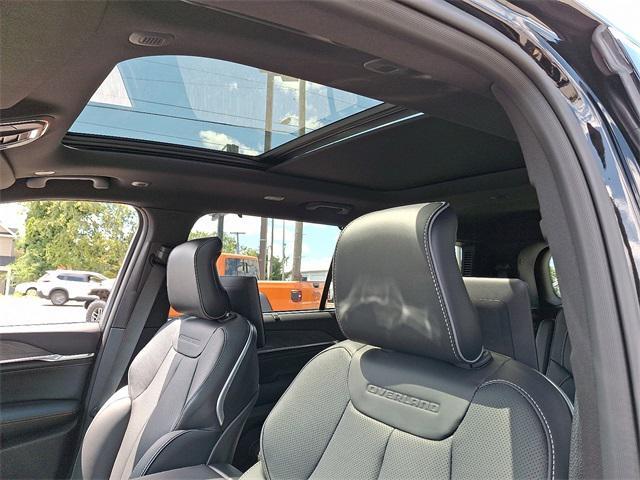 new 2025 Jeep Grand Cherokee L car, priced at $61,852