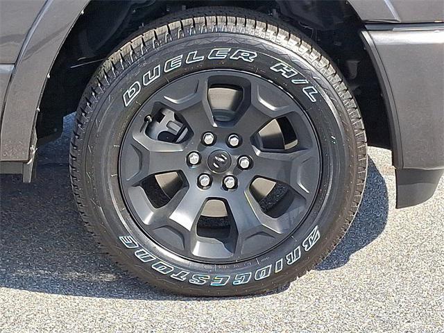 new 2025 Ram 1500 car, priced at $54,122