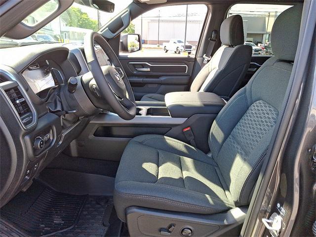 new 2025 Ram 1500 car, priced at $54,122