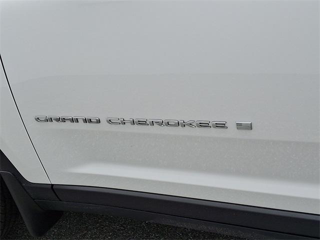 new 2025 Jeep Grand Cherokee car, priced at $40,451