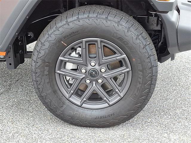 new 2025 Jeep Wrangler car, priced at $45,671