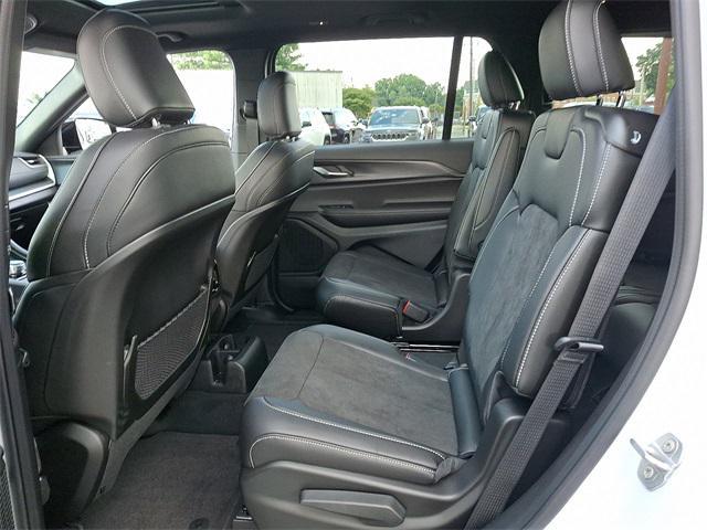 new 2025 Jeep Grand Cherokee L car, priced at $43,856
