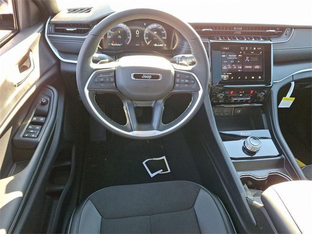 new 2025 Jeep Grand Cherokee car, priced at $46,530