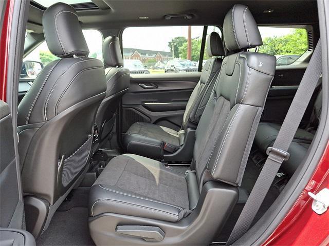 new 2025 Jeep Grand Cherokee L car, priced at $44,365