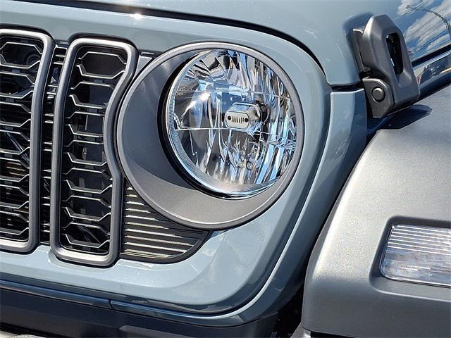 new 2025 Jeep Wrangler car, priced at $48,621