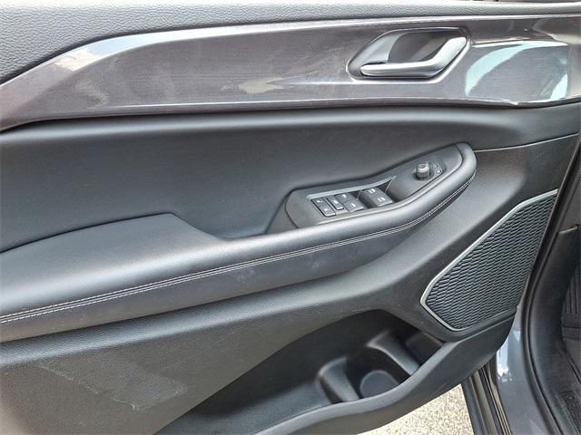 used 2021 Jeep Grand Cherokee L car, priced at $29,995