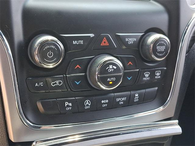 used 2021 Jeep Grand Cherokee car, priced at $27,599