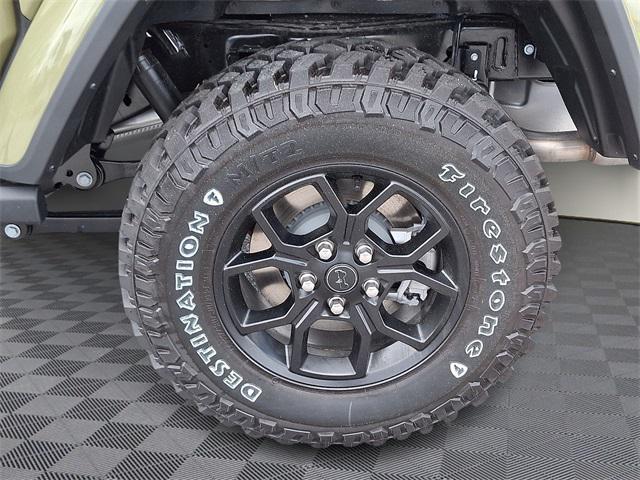 new 2025 Jeep Gladiator car, priced at $48,210