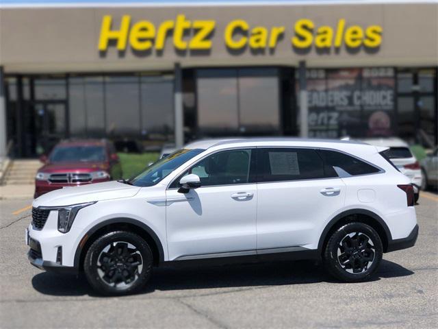 used 2024 Kia Sorento car, priced at $32,101