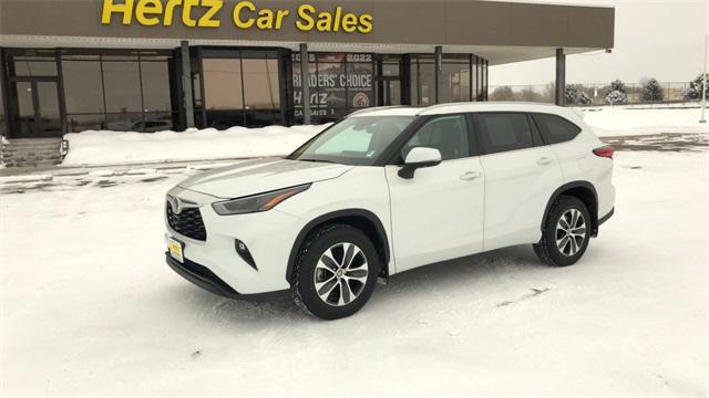 used 2023 Toyota Highlander car, priced at $40,564