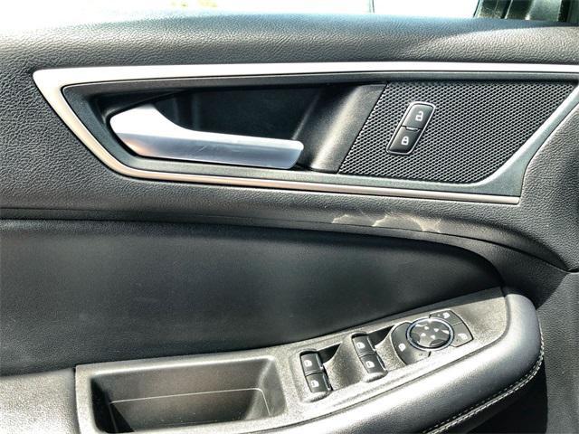 used 2024 Ford Edge car, priced at $28,124