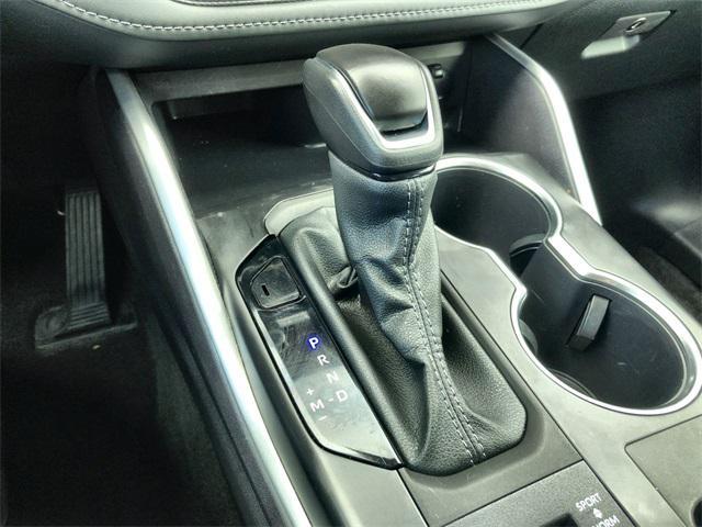 used 2024 Toyota Highlander car, priced at $33,928