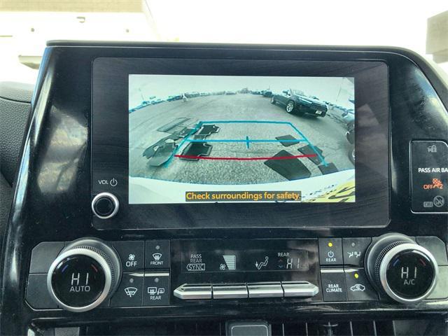 used 2024 Toyota Highlander car, priced at $33,928