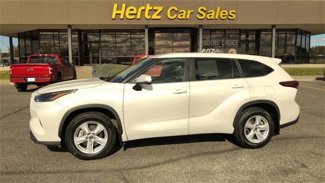 used 2024 Toyota Highlander car, priced at $33,928