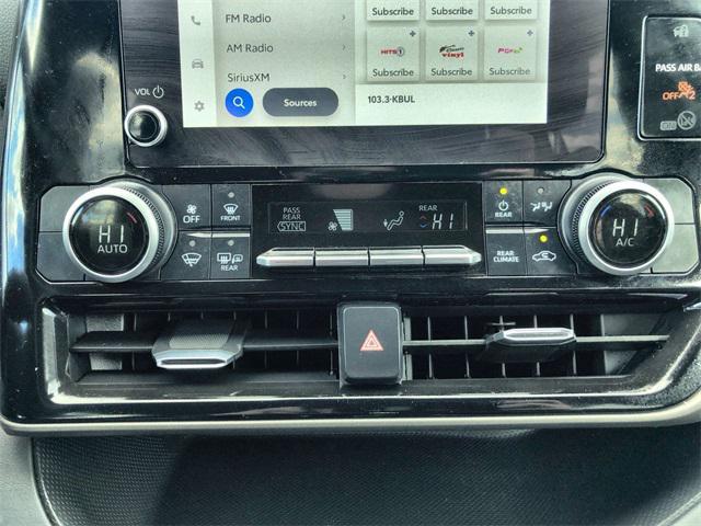 used 2024 Toyota Highlander car, priced at $33,928