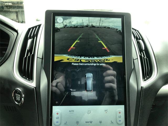 used 2024 Ford Edge car, priced at $30,172