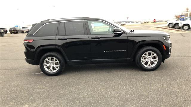 used 2024 Jeep Grand Cherokee car, priced at $39,997