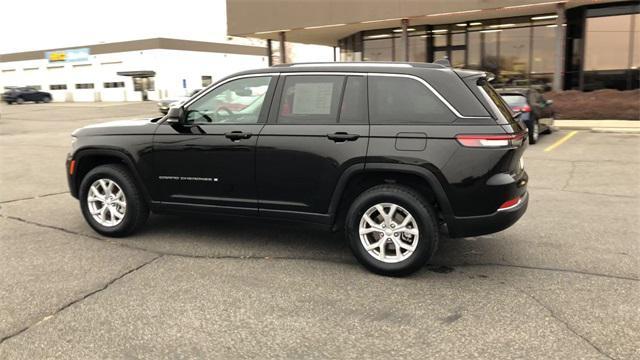 used 2024 Jeep Grand Cherokee car, priced at $39,997