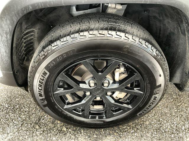 used 2024 Jeep Grand Cherokee car, priced at $35,256
