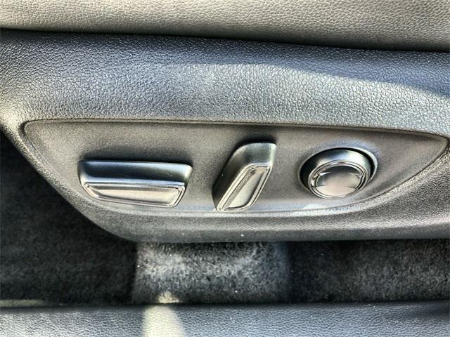 used 2024 Toyota Highlander car, priced at $38,963