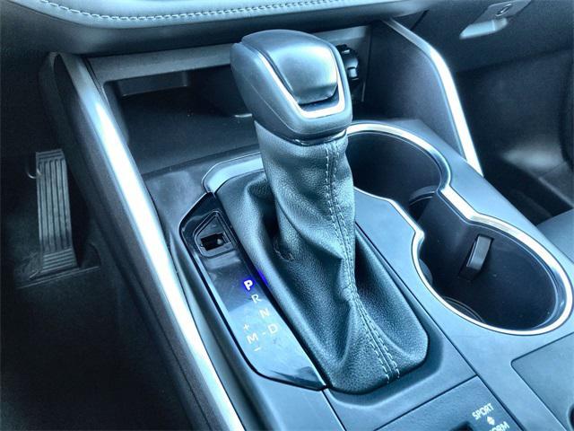 used 2024 Toyota Highlander car, priced at $38,963