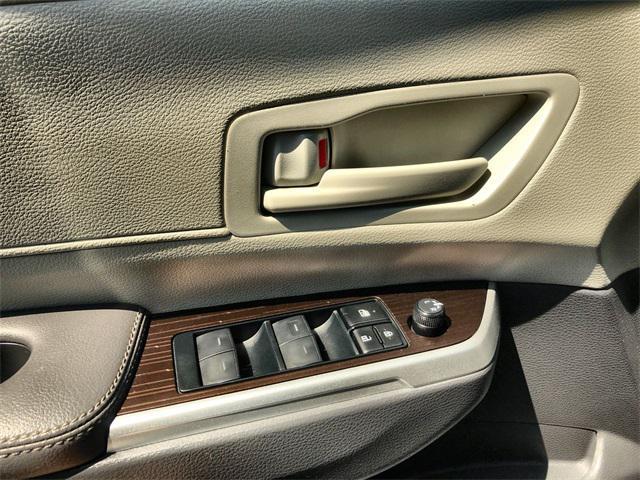 used 2024 Toyota Sienna car, priced at $41,983