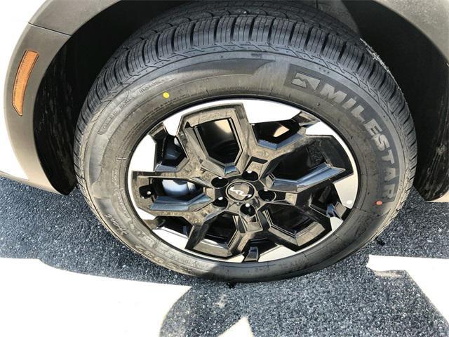 used 2024 Kia Sorento car, priced at $33,981
