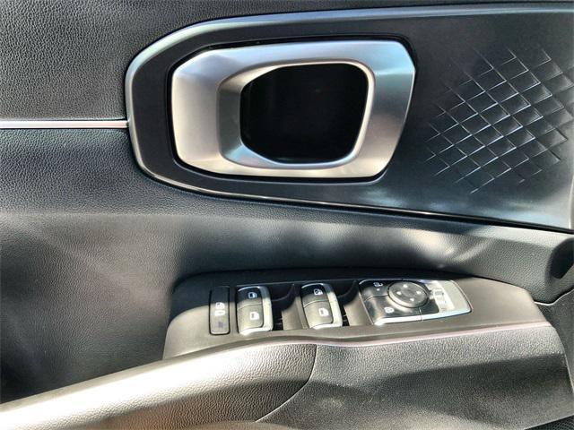 used 2024 Kia Sorento car, priced at $33,981