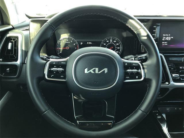 used 2022 Kia Sorento car, priced at $35,918