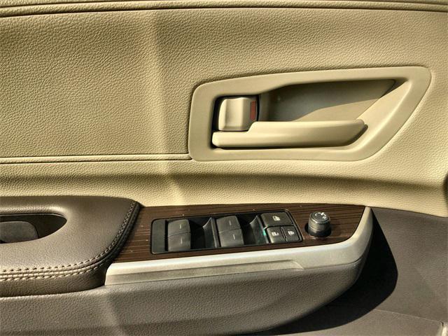 used 2024 Toyota Sienna car, priced at $32,575