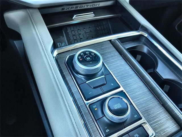 used 2023 Ford Expedition car, priced at $51,253