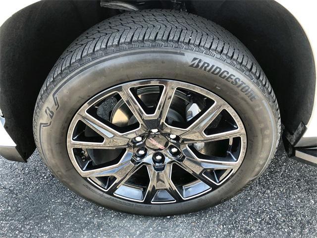 used 2024 GMC Yukon car, priced at $62,811