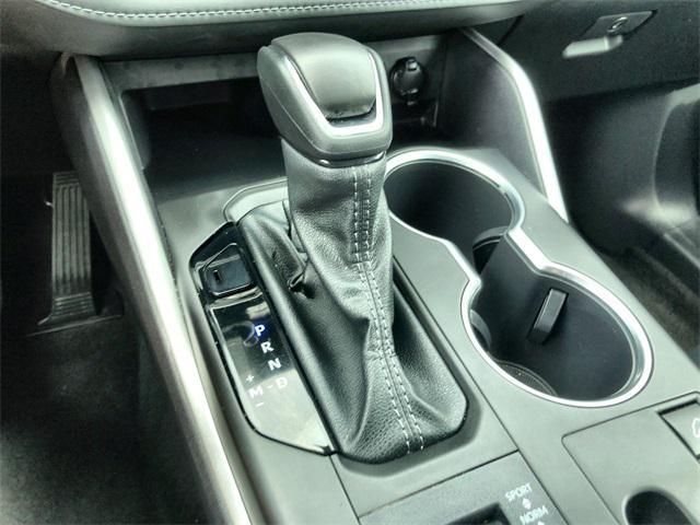used 2025 Toyota Highlander car, priced at $48,783