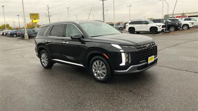 used 2025 Hyundai Palisade car, priced at $34,652
