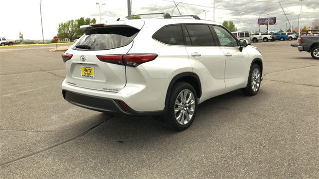 used 2023 Toyota Highlander car, priced at $43,527