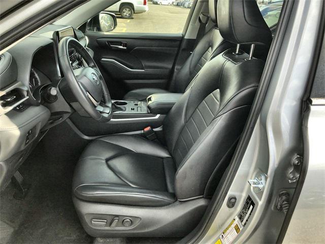 used 2024 Toyota Highlander car, priced at $39,935