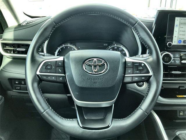 used 2024 Toyota Highlander car, priced at $39,935