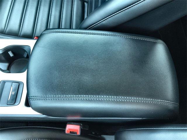 used 2024 Ford Edge car, priced at $28,265