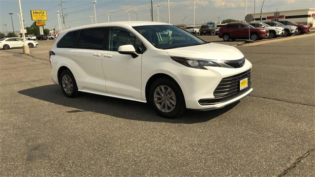used 2024 Toyota Sienna car, priced at $33,967