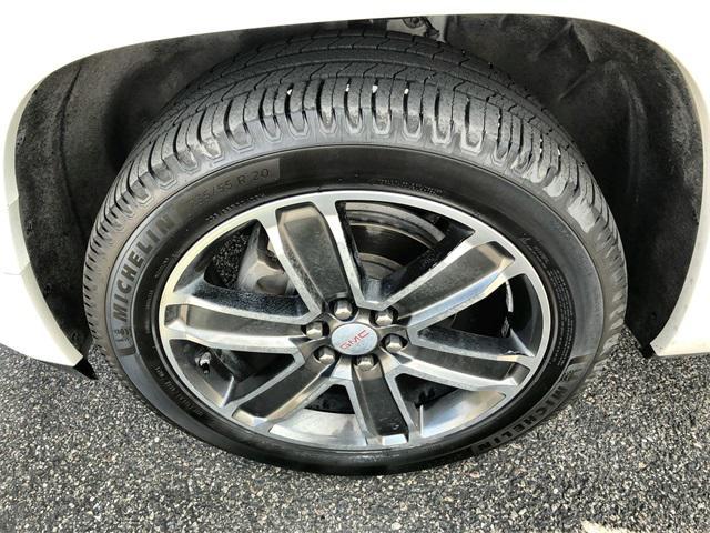 used 2018 GMC Acadia car, priced at $26,293