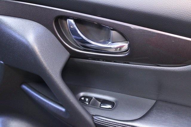 used 2019 Nissan Rogue car, priced at $13,900