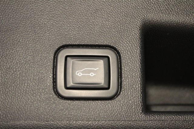 used 2023 Chevrolet Equinox car, priced at $23,900