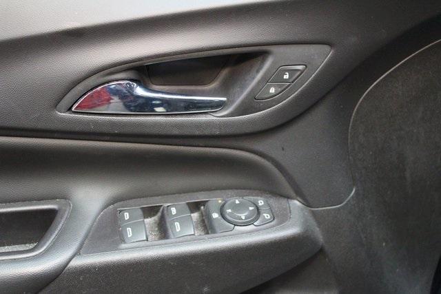 used 2022 Chevrolet Equinox car, priced at $23,900