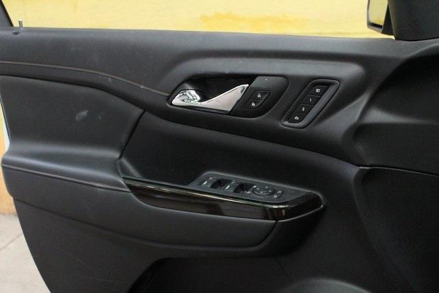 used 2023 GMC Acadia car, priced at $36,900