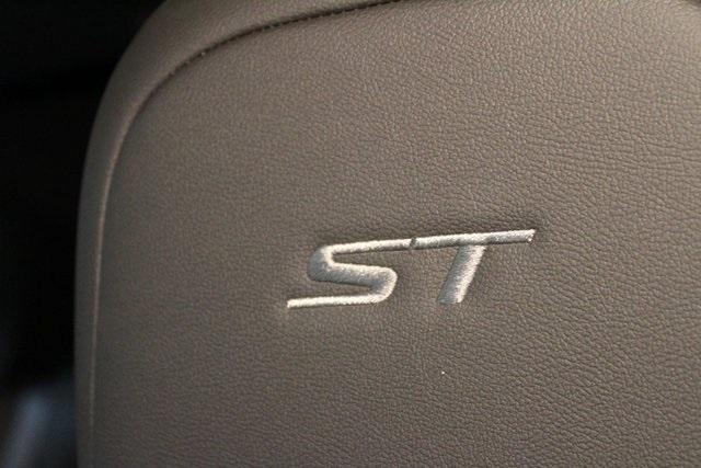 used 2024 Buick Envista car, priced at $28,900