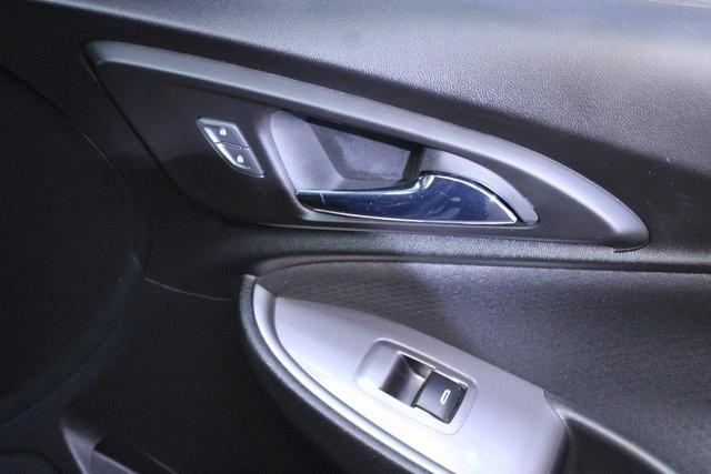 used 2019 Chevrolet Malibu car, priced at $13,900