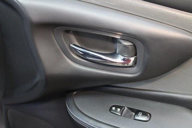 used 2016 Nissan Murano car, priced at $9,900